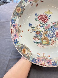 A Chinese famille rose basin with a deer and antiquities, Qianlong