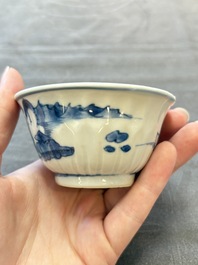 13 Chinese blue and white cups and 15 saucers, Kangxi