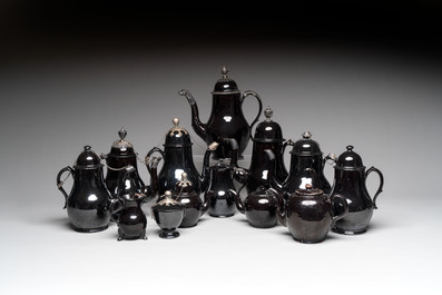 13 various Namur black-glazed pottery wares, 18th C.