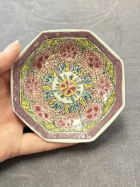 13 Chinese famille rose cups and 15 saucers, Yongzheng/Qianlong