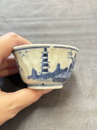 13 Chinese blue and white cups and 15 saucers, Kangxi