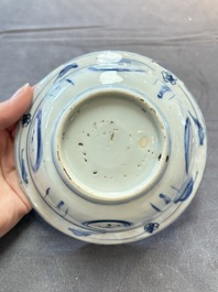 Five Chinese blue and white 'klapmuts' bowls with figural design, Wanli