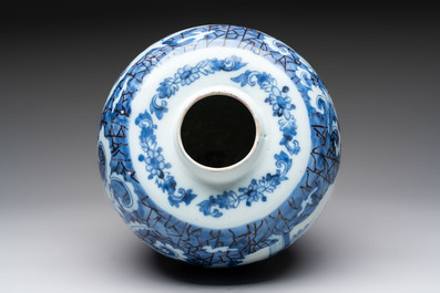 A blue and white Dutch Delft Transitional style chinoiserie vase, late 17th C.