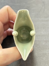 A Chinese celadon-glazed wine vessel, 'jue 爵', 18/19th C.
