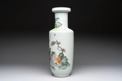 A fine Chinese famille rose 'Qi Guan Xun Mu 棄官尋母' rouleau vase, Qianlong mark, 19th C.