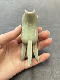 A Chinese celadon-glazed wine vessel, 'jue 爵', 18/19th C.