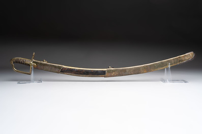 A French artillery officer&rsquo;s sabre &lsquo;&agrave; la hongroise&rsquo; with beaded guard or 'garde perl&eacute;e', 1st Empire, 19th C.