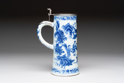 A fine Chinese blue and white tankard with Dutch silver cover, Transitional period