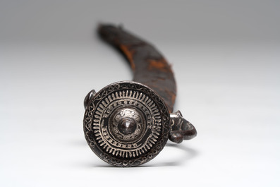 A fine Mughal silver-damascened tulwar with scabbard, India, 19th C.