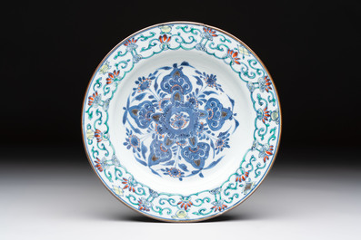 Ten Chinese doucai plates with floral design, Kangxi