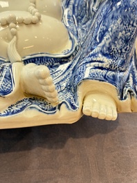 A Chinese blue and white Milefo Buddha, Zeng Long Sheng 曾龍昇 mark, 20th C.