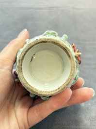 A varied collection of 11 Chinese famille rose wares, Qianlong