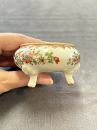 A varied collection of 11 Chinese famille rose wares, Qianlong