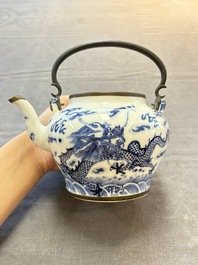 A Chinese blue and white 'dragon' teapot for the Thai market, 19th C.