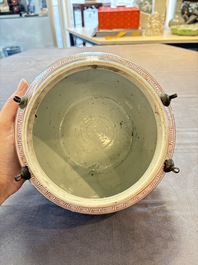 A Chinese wucai bowl with landscape panels, Transitional period