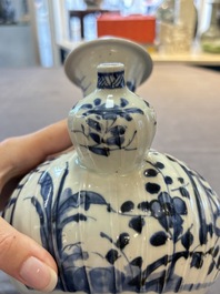 A Japanese blue and white kendi with a garden scene, Edo, early 18th C.