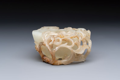 A Chinese jade peach-form brush washer, 19th C.
