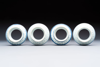Ten Chinese blue and white cups, seven covers and eight stands, 19/20th C.