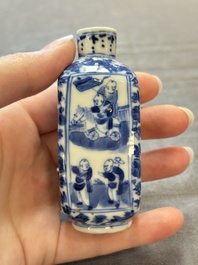 A Chinese blue and white 'Sima Guang 司馬光' snuff bottle, Qianlong mark, 19th C.