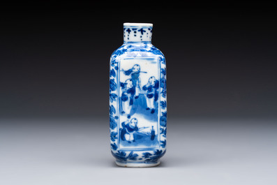 A Chinese blue and white 'Sima Guang 司馬光' snuff bottle, Qianlong mark, 19th C.