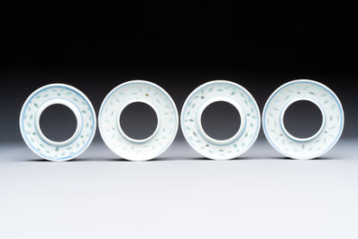 Ten Chinese blue and white cups, seven covers and eight stands, 19/20th C.