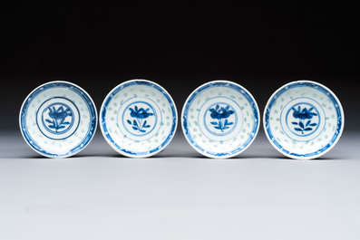 Ten Chinese blue and white cups, seven covers and eight stands, 19/20th C.