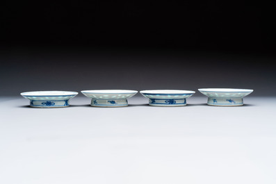Ten Chinese blue and white cups, seven covers and eight stands, 19/20th C.