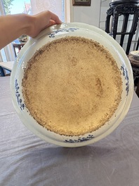 A Chinese blue and white 'Xi Xiang Ji' strainer and dish, Qianlong