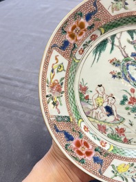 A pair of Chinese famille rose plates with figural design, Yongzheng/Qianlong