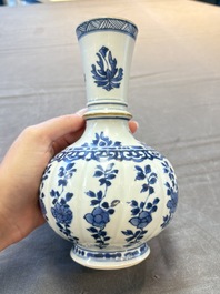 A Chinese blue and white hookah base with floral design, Kangxi