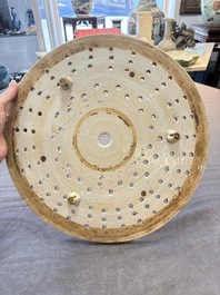 A Chinese blue and white 'Xi Xiang Ji' strainer and dish, Qianlong