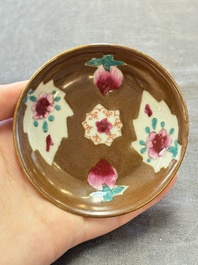 A collection of 17 Chinese blue, white and famille rose wares, Kangxi/Qianlong