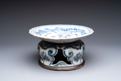 A rare Annamese or Vietnamese blue and white tazza with playing boys, 15/16th C.