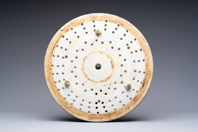 A Chinese blue and white 'Xi Xiang Ji' strainer and dish, Qianlong
