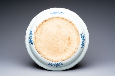 A Chinese blue and white 'Xi Xiang Ji' strainer and dish, Qianlong