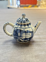A collection of 17 Chinese blue, white and famille rose wares, Kangxi/Qianlong