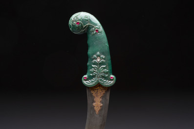 A spinach jade-hilted khandjar dagger, India, 19/20th C.