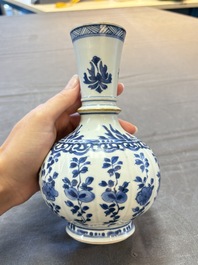 A Chinese blue and white hookah base with floral design, Kangxi