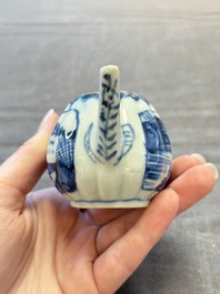 A collection of 17 Chinese blue, white and famille rose wares, Kangxi/Qianlong