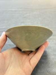 Two Korean celadon bowls with incised floral design, probably Goryeo/Joseon, 14/15th C.