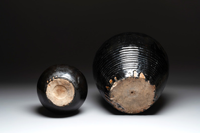Two Chinese Cizhou black-glazed jars, 17/18th C.