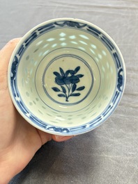 Ten Chinese blue and white cups, seven covers and eight stands, 19/20th C.