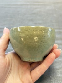 Two Korean celadon bowls with incised floral design, probably Goryeo/Joseon, 14/15th C.