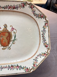 A Chinese famille rose armorial dish with an unidentified coat of arms, Qianlong