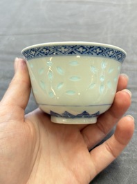 Ten Chinese blue and white cups, seven covers and eight stands, 19/20th C.