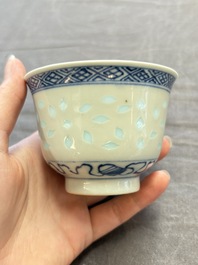 Ten Chinese blue and white cups, seven covers and eight stands, 19/20th C.