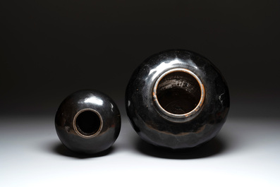 Two Chinese Cizhou black-glazed jars, 17/18th C.