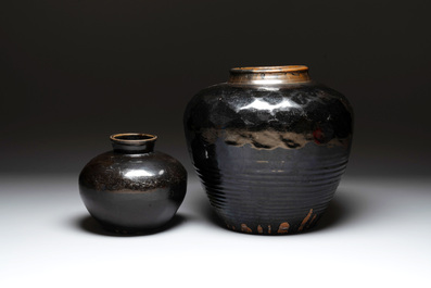 Two Chinese Cizhou black-glazed jars, 17/18th C.