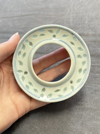 Ten Chinese blue and white cups, seven covers and eight stands, 19/20th C.