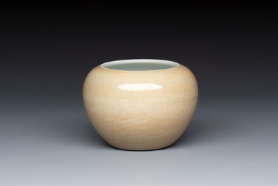 A Chinese caf&eacute;-au-lait-glazed water pot, Yongzheng mark, 19/20th C.